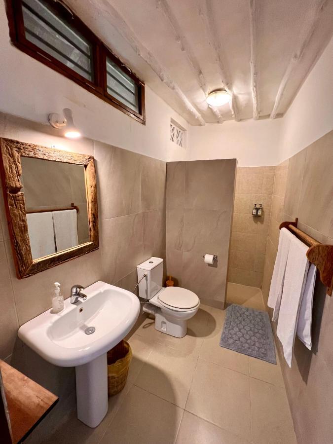 Bed and Breakfast White Dream à Kiwengwa  Extérieur photo