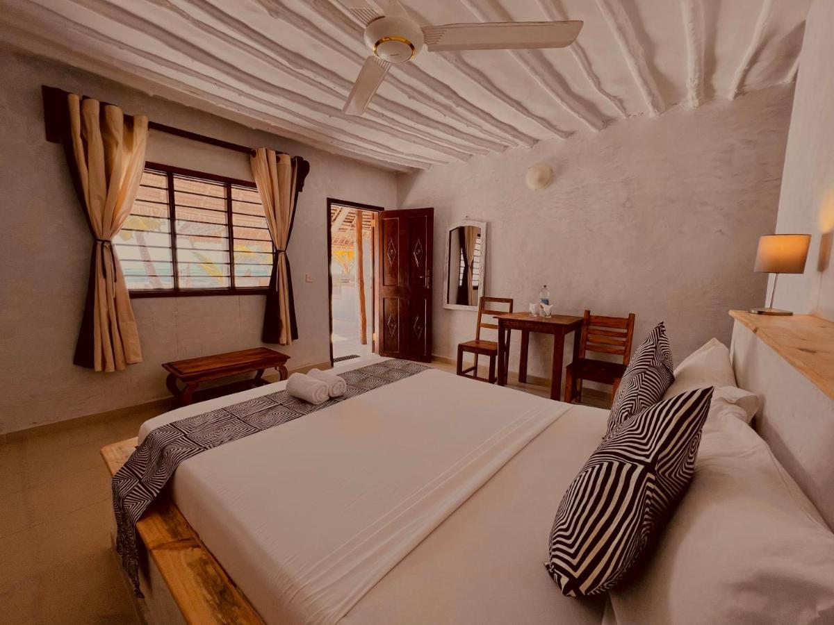 Bed and Breakfast White Dream à Kiwengwa  Extérieur photo