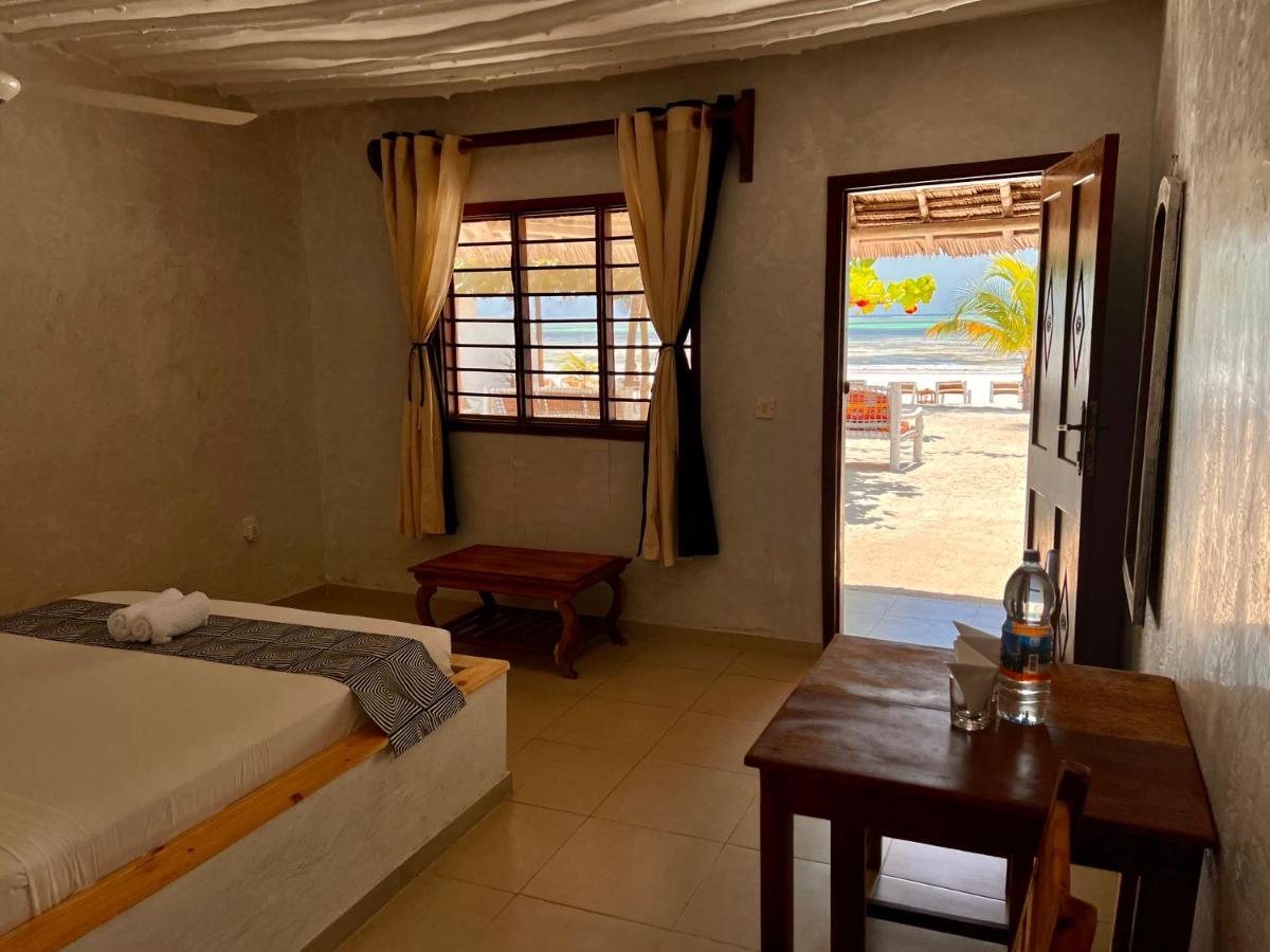 Bed and Breakfast White Dream à Kiwengwa  Extérieur photo